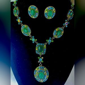 Green and blue necklace set NWT